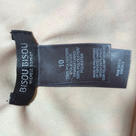 Dress - Picture 3 of 3